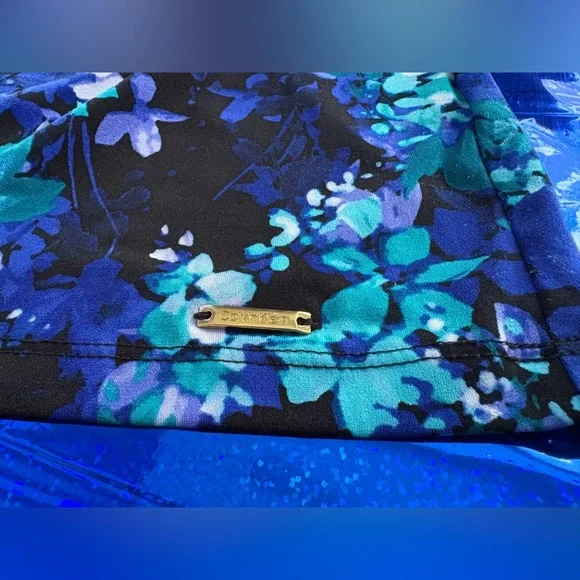 Calvin Klein Blue and Black Floral Blouse - Picture 6 of 9
